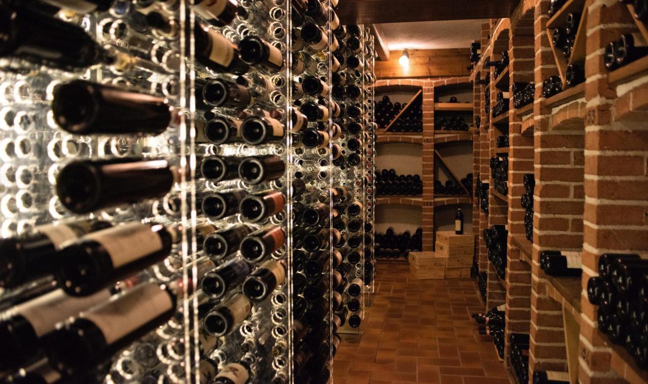 Felicin - Ristorante Albergo "Dimora Storica" Монфорте-д'Альба Экстерьер фото
