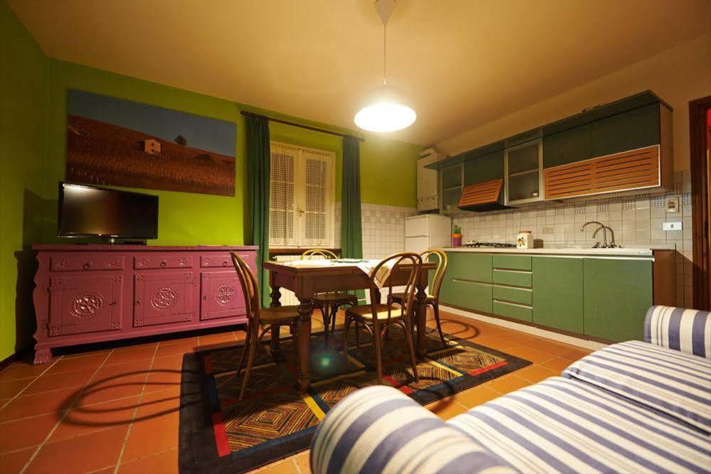 Felicin - Ristorante Albergo "Dimora Storica" Монфорте-д'Альба Экстерьер фото